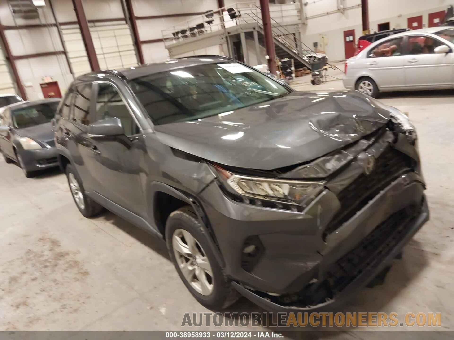 2T3P1RFV8MW159742 TOYOTA RAV4 2021