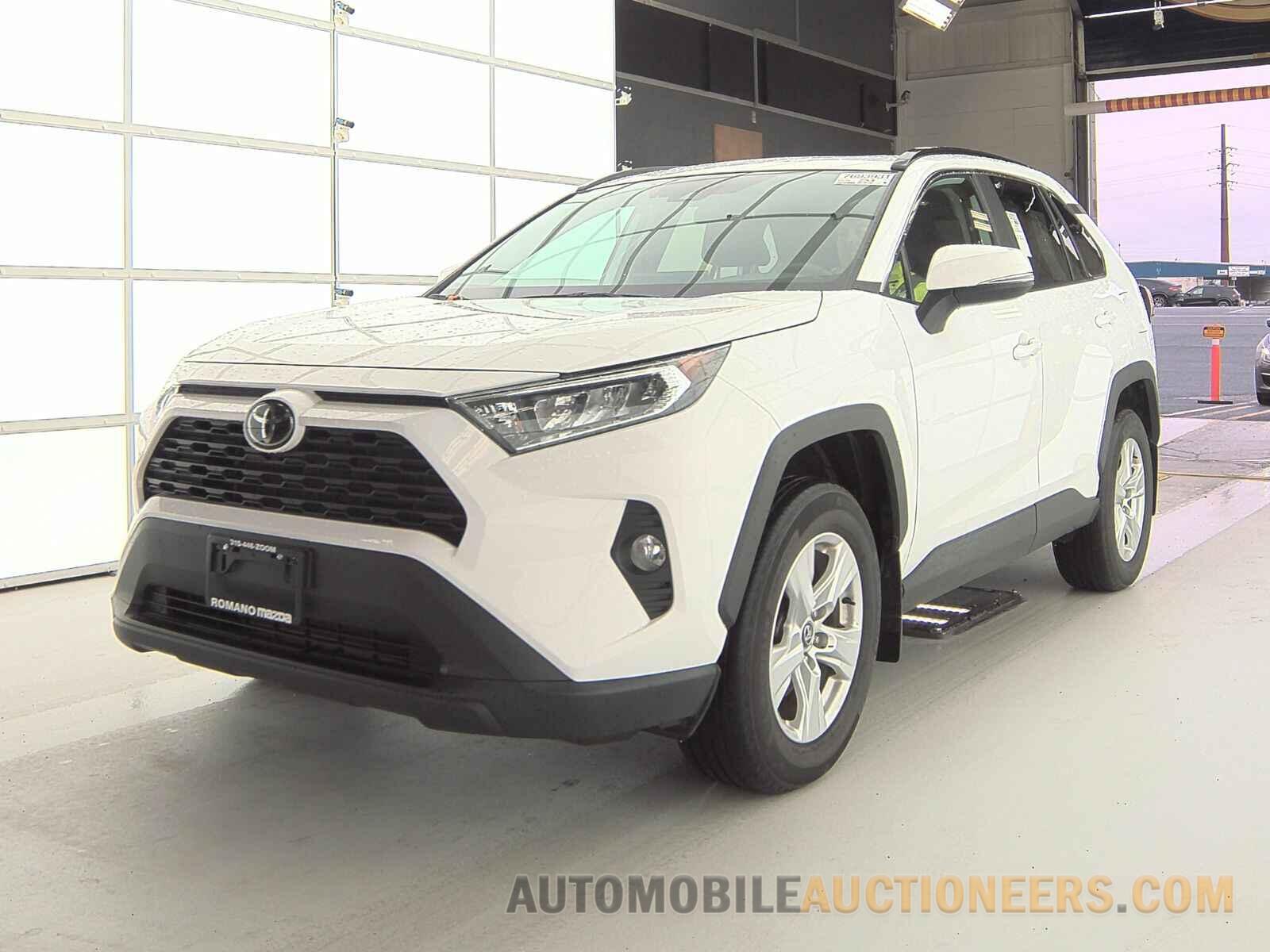 2T3P1RFV9MC170105 Toyota RAV4 2021