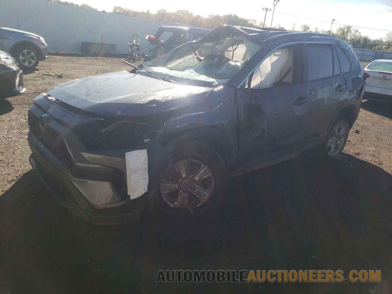 2T3P1RFV9PW373806 TOYOTA RAV4 2023