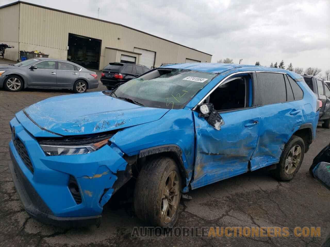 2T3P1RFVXMC143429 TOYOTA RAV4 2021