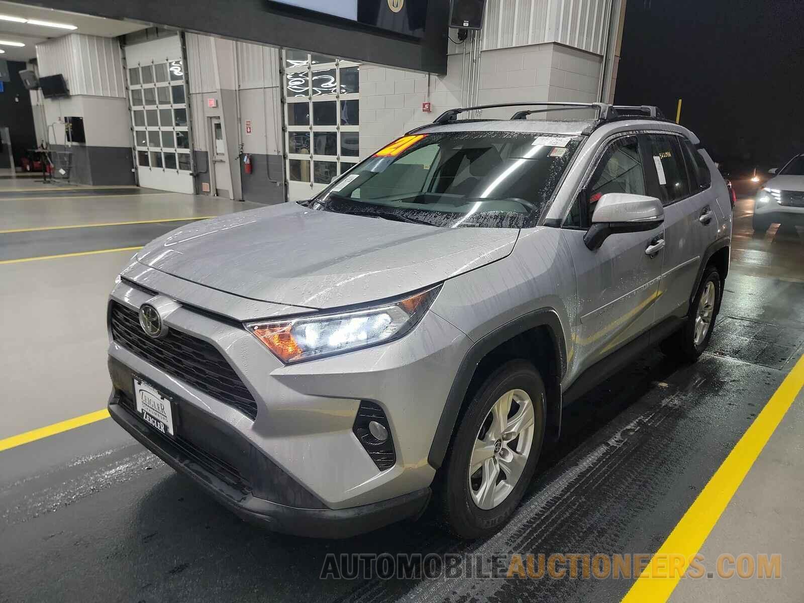 2T3P1RFVXMC171537 Toyota RAV4 2021