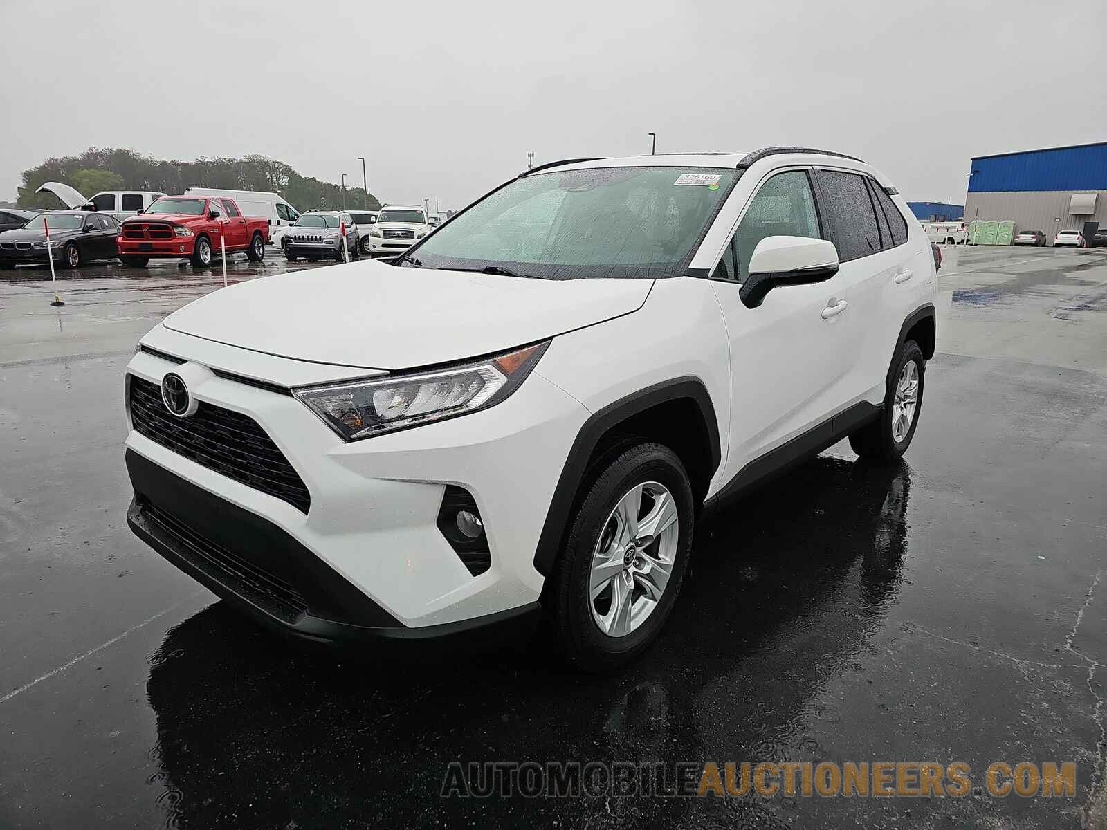 2T3P1RFVXMW174226 Toyota RAV4 2021