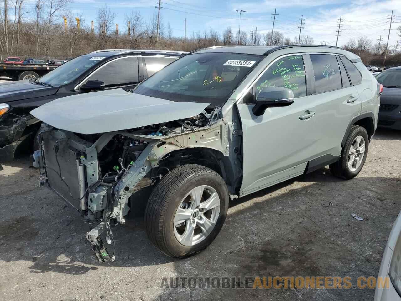 2T3P1RFVXMW180477 TOYOTA RAV4 2021