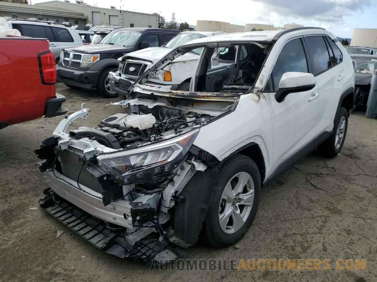 2T3P1RFVXMW187378 TOYOTA RAV4 2021