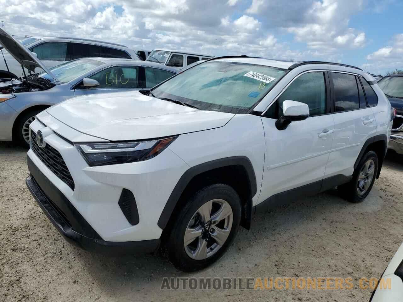 2T3P1RFVXNC313497 TOYOTA RAV4 2022