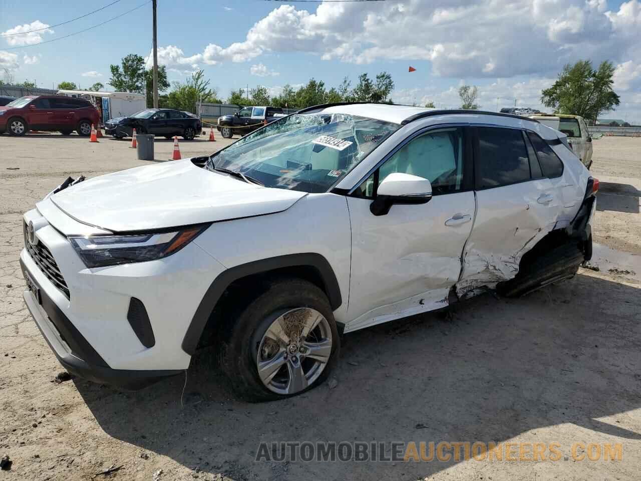 2T3P1RFVXPW365388 TOYOTA RAV4 2023