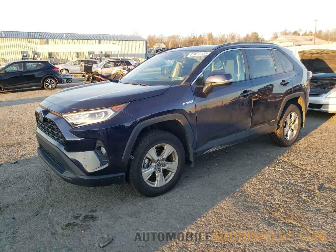 2T3R6RFV0MW013944 TOYOTA RAV4 2021