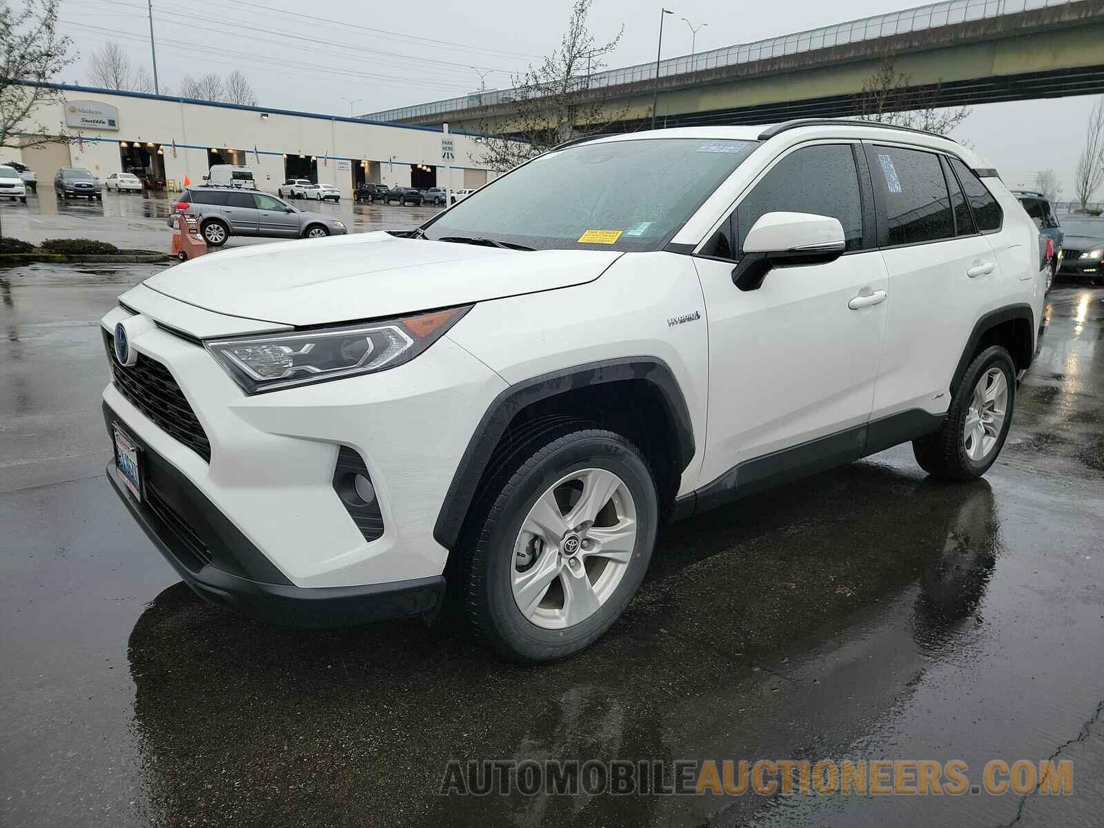 2T3R6RFV6MW015827 Toyota RAV4 Hybrid 2021