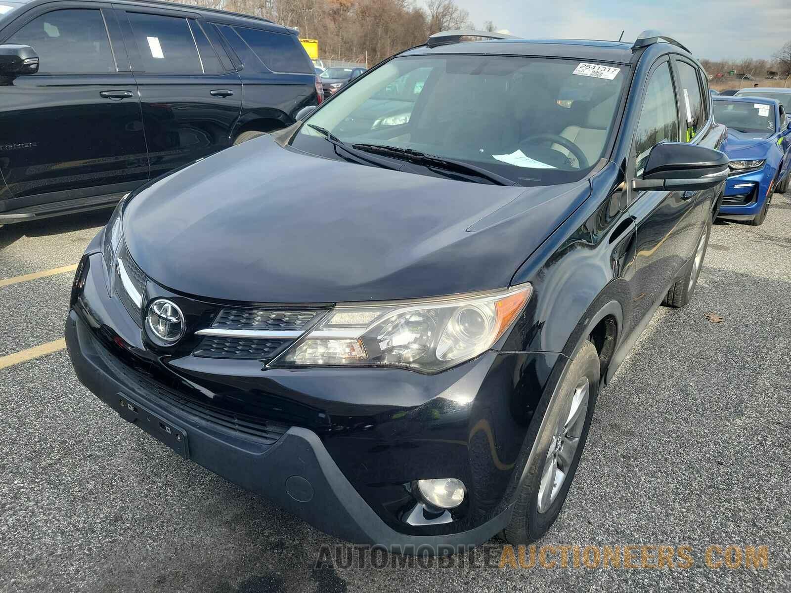 2T3RFREV0FW280148 Toyota RAV4 2015