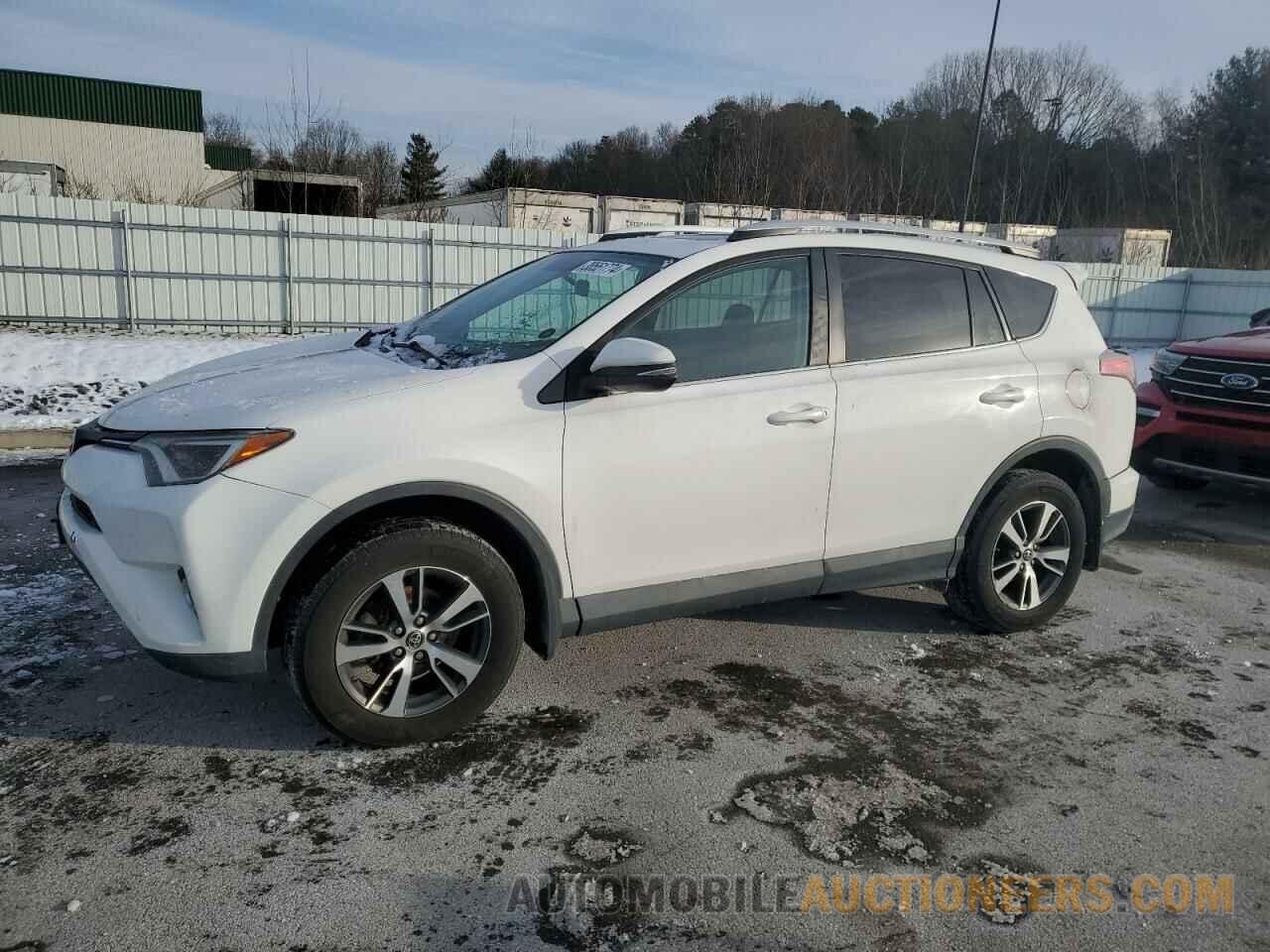 2T3RFREV0GW451806 TOYOTA RAV4 2016