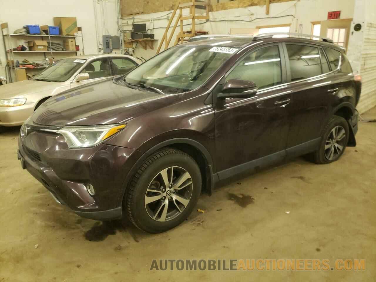 2T3RFREV0HW565113 TOYOTA RAV4 2017