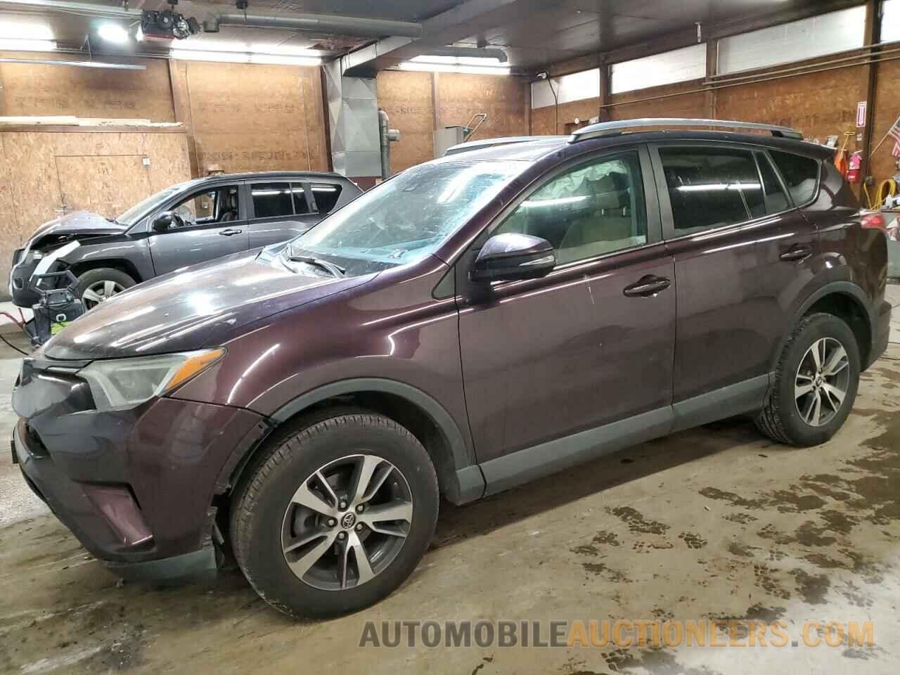 2T3RFREV0HW595664 TOYOTA RAV4 2017