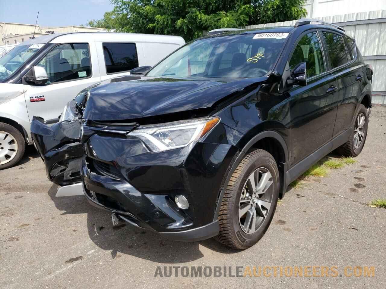 2T3RFREV0HW651859 TOYOTA RAV4 2017