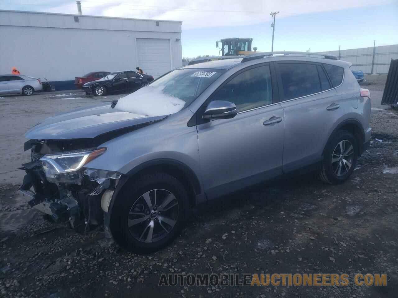 2T3RFREV0HW657578 TOYOTA RAV4 2017