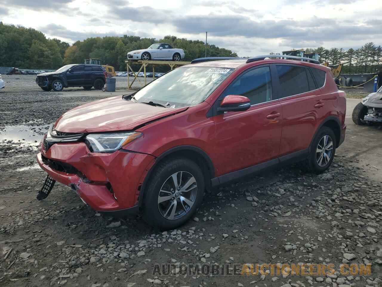 2T3RFREV0HW667687 TOYOTA RAV4 2017