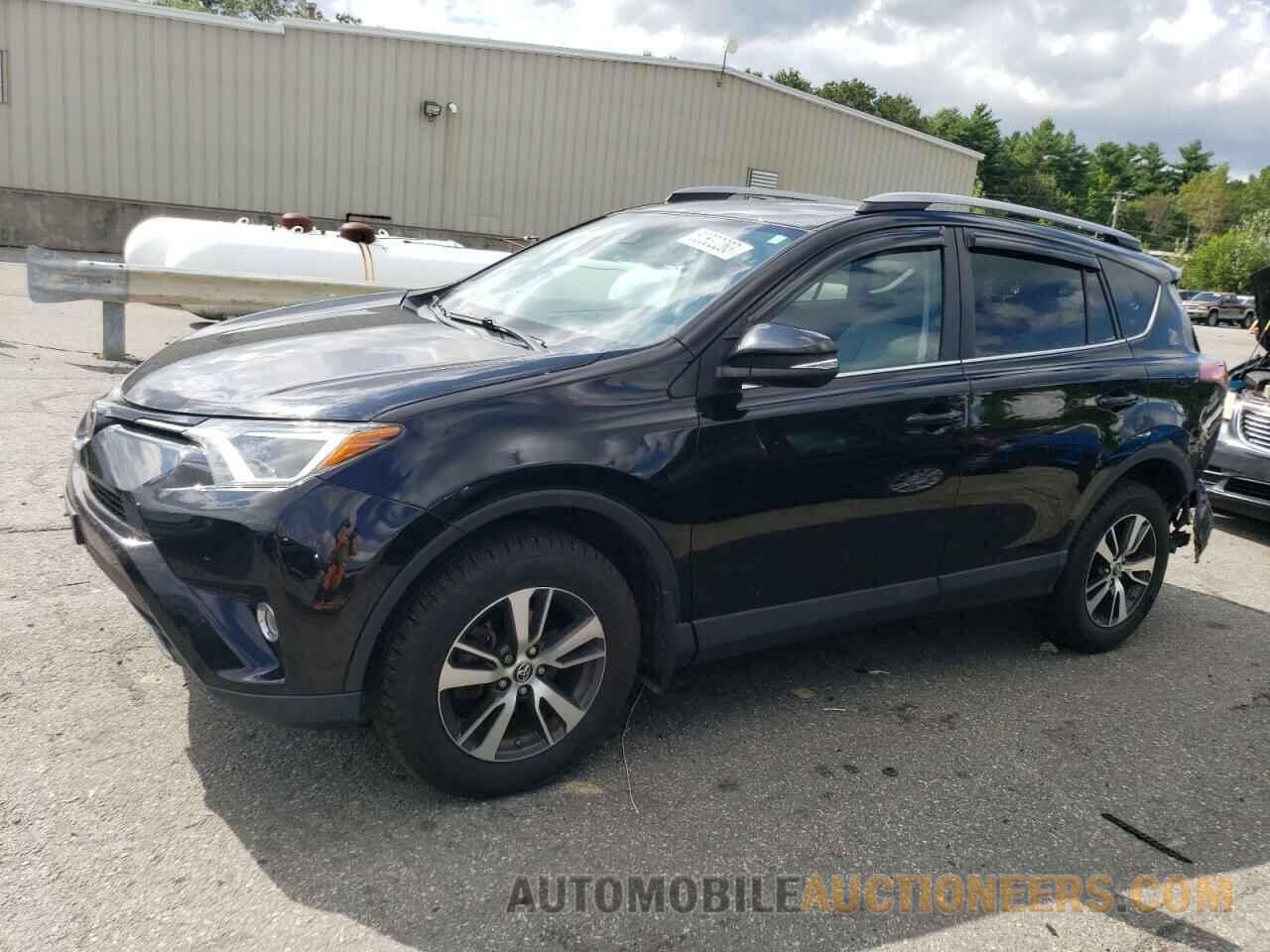 2T3RFREV0HW684392 TOYOTA RAV4 2017