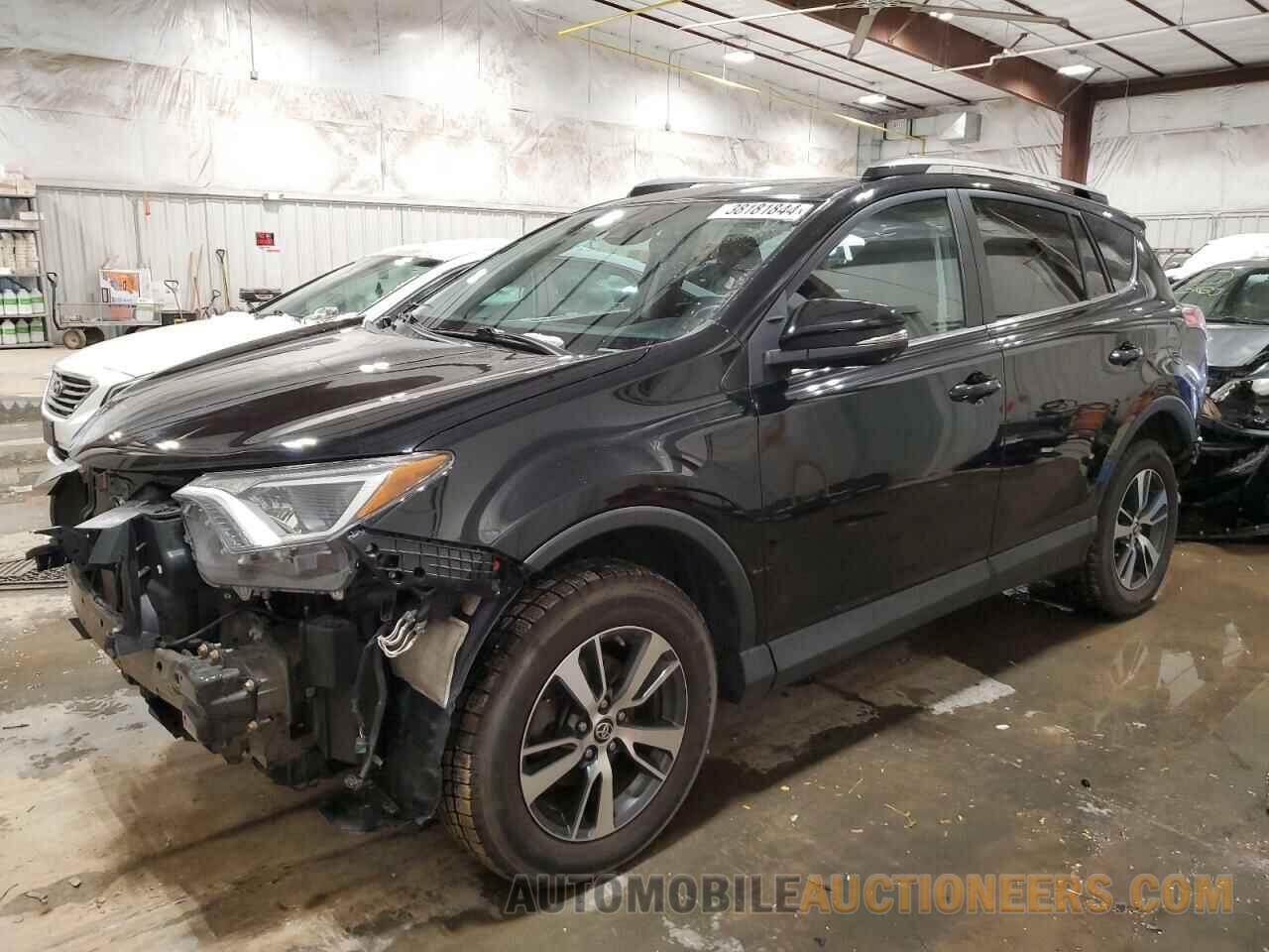 2T3RFREV0HW693111 TOYOTA RAV4 2017