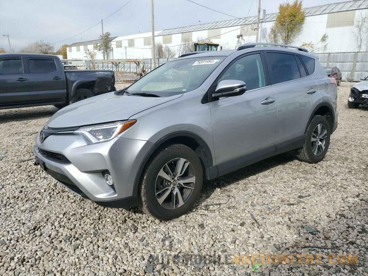 2T3RFREV0JW698699 TOYOTA RAV4 2018