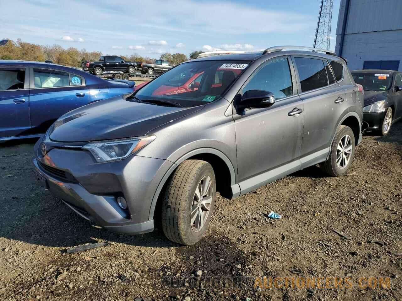 2T3RFREV0JW705845 TOYOTA RAV4 2018