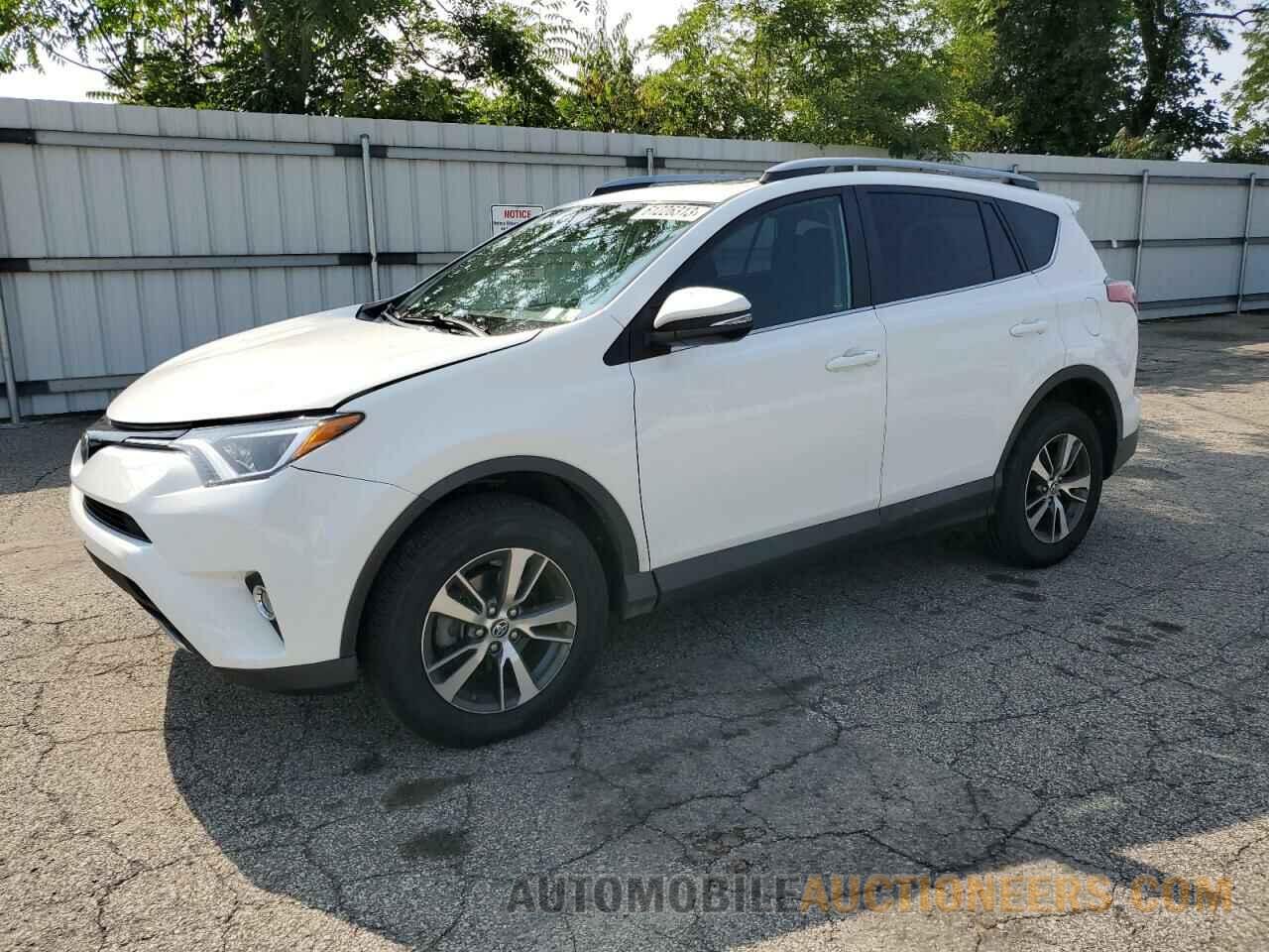 2T3RFREV0JW749926 TOYOTA RAV4 2018