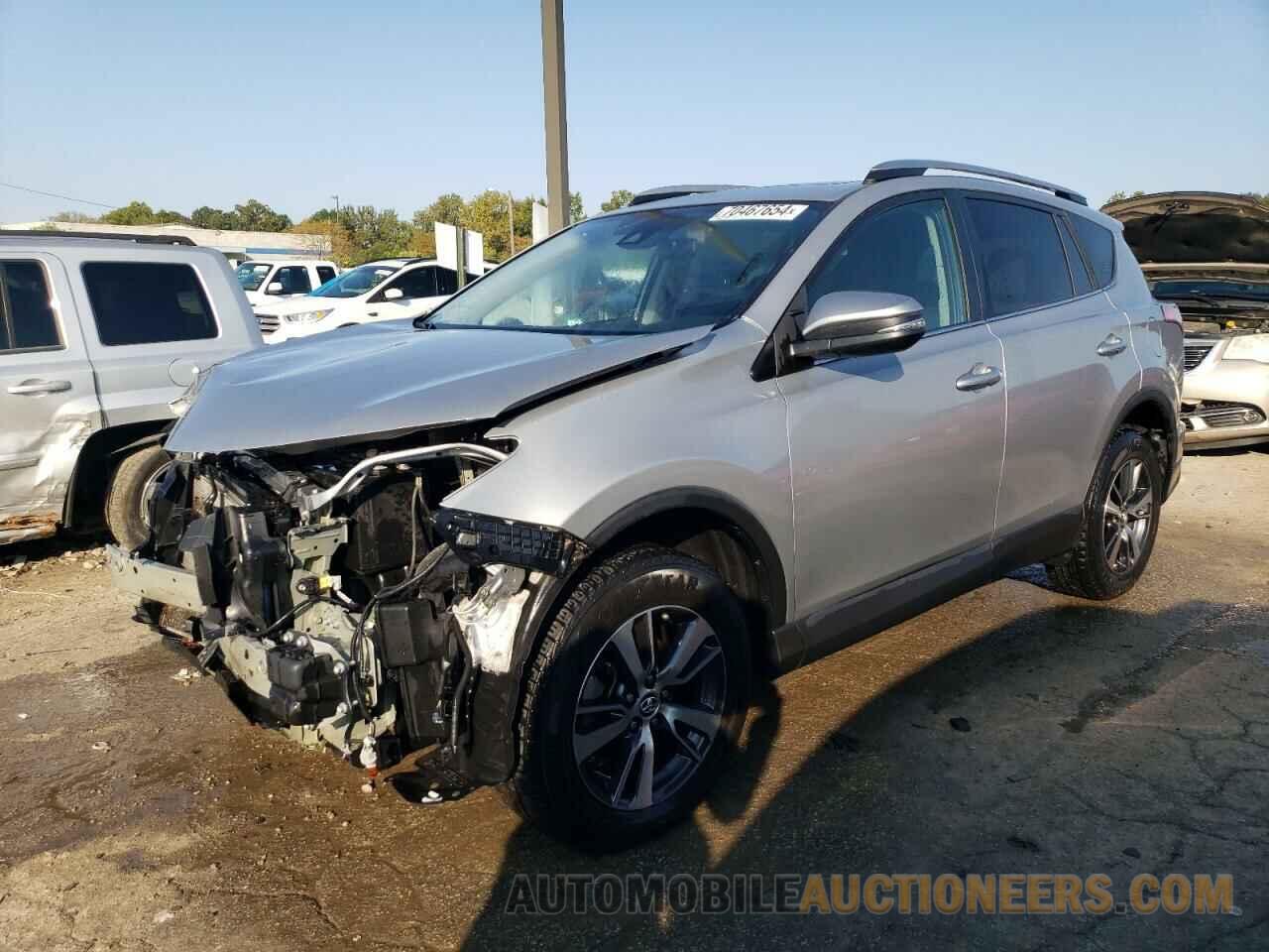 2T3RFREV0JW753975 TOYOTA RAV4 2018