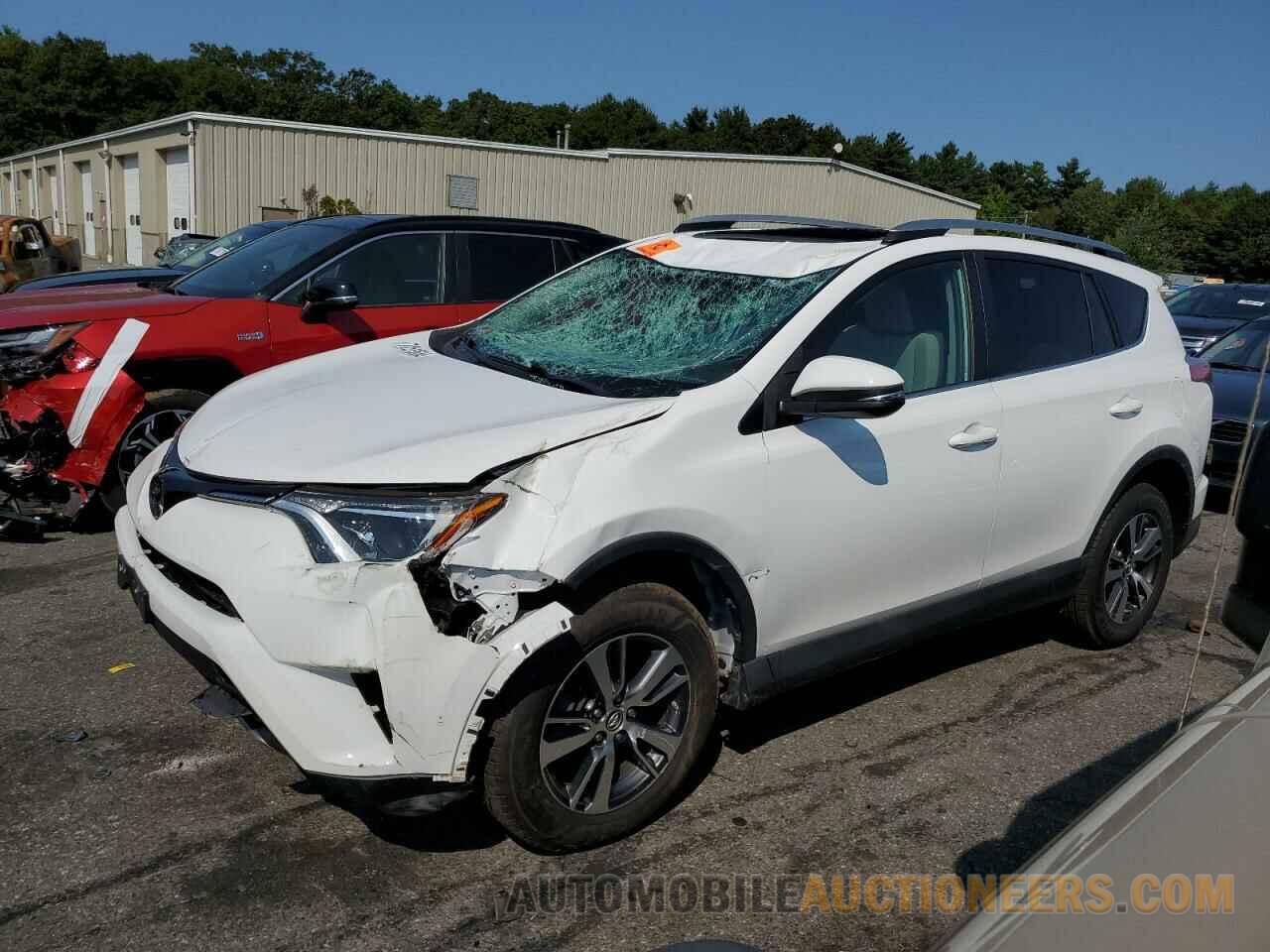 2T3RFREV0JW755127 TOYOTA RAV4 2018