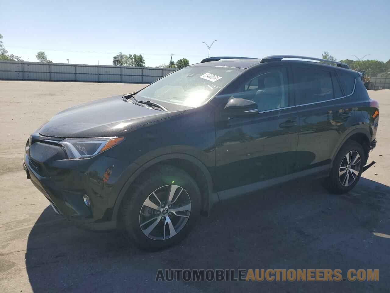 2T3RFREV0JW761963 TOYOTA RAV4 2018