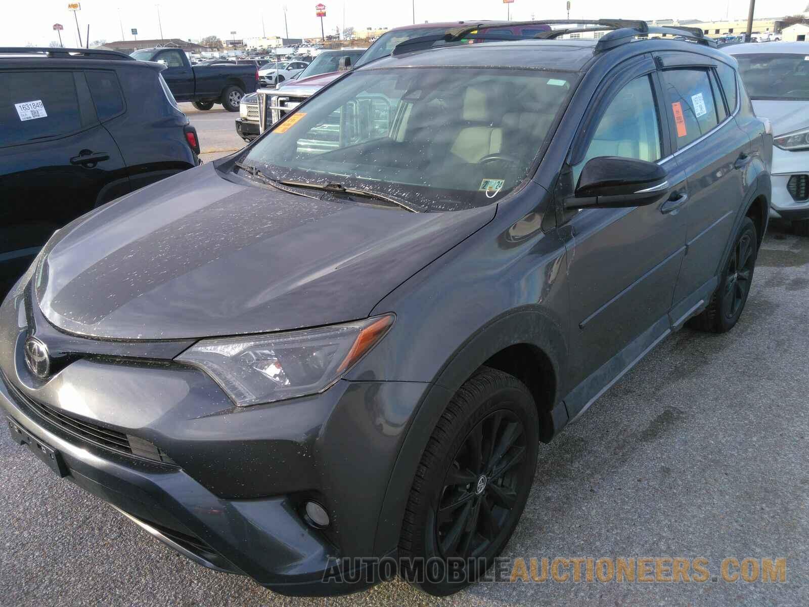 2T3RFREV0JW773854 Toyota RAV4 Ad 2018