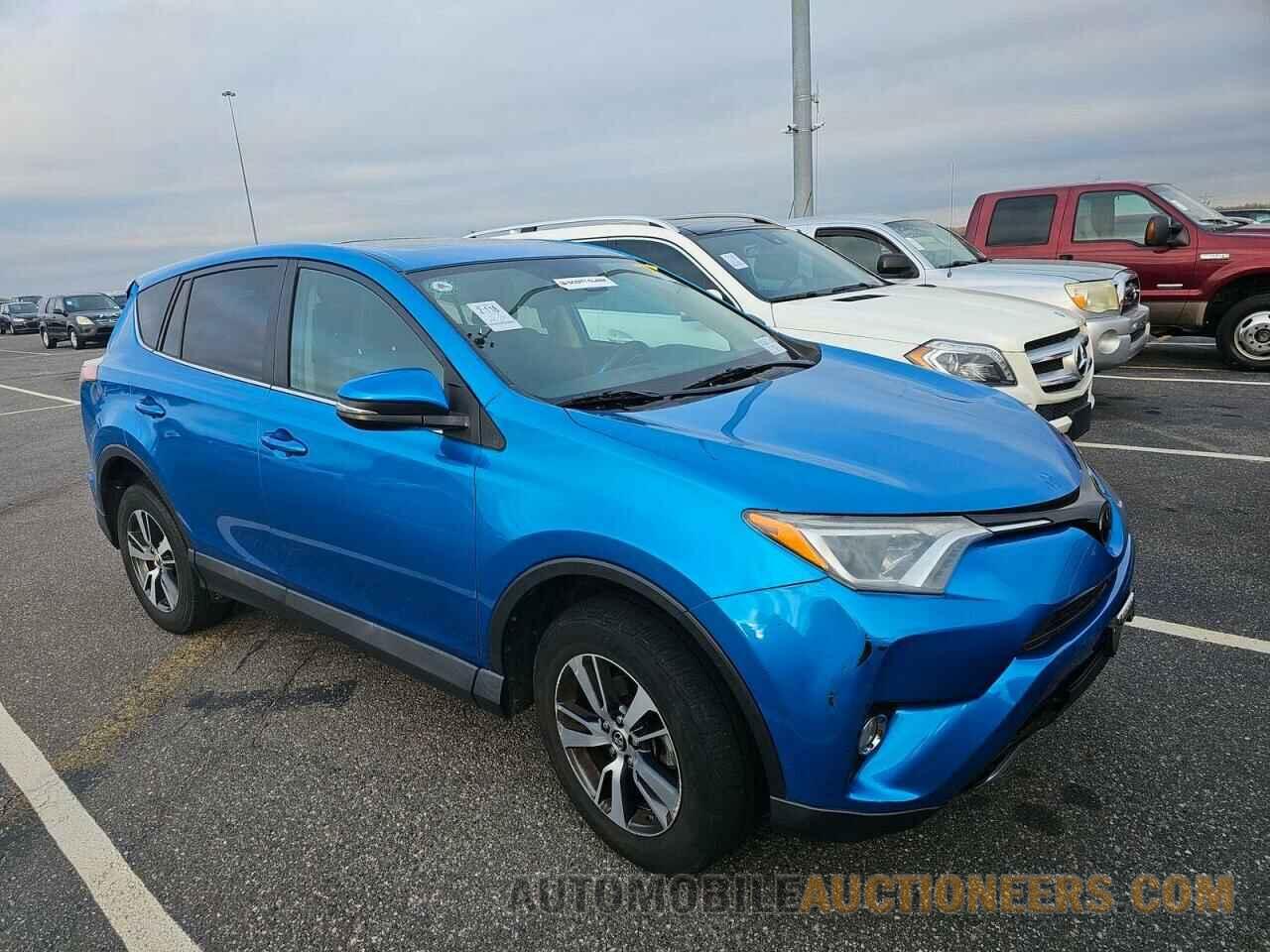 2T3RFREV0JW793618 TOYOTA RAV4 2018