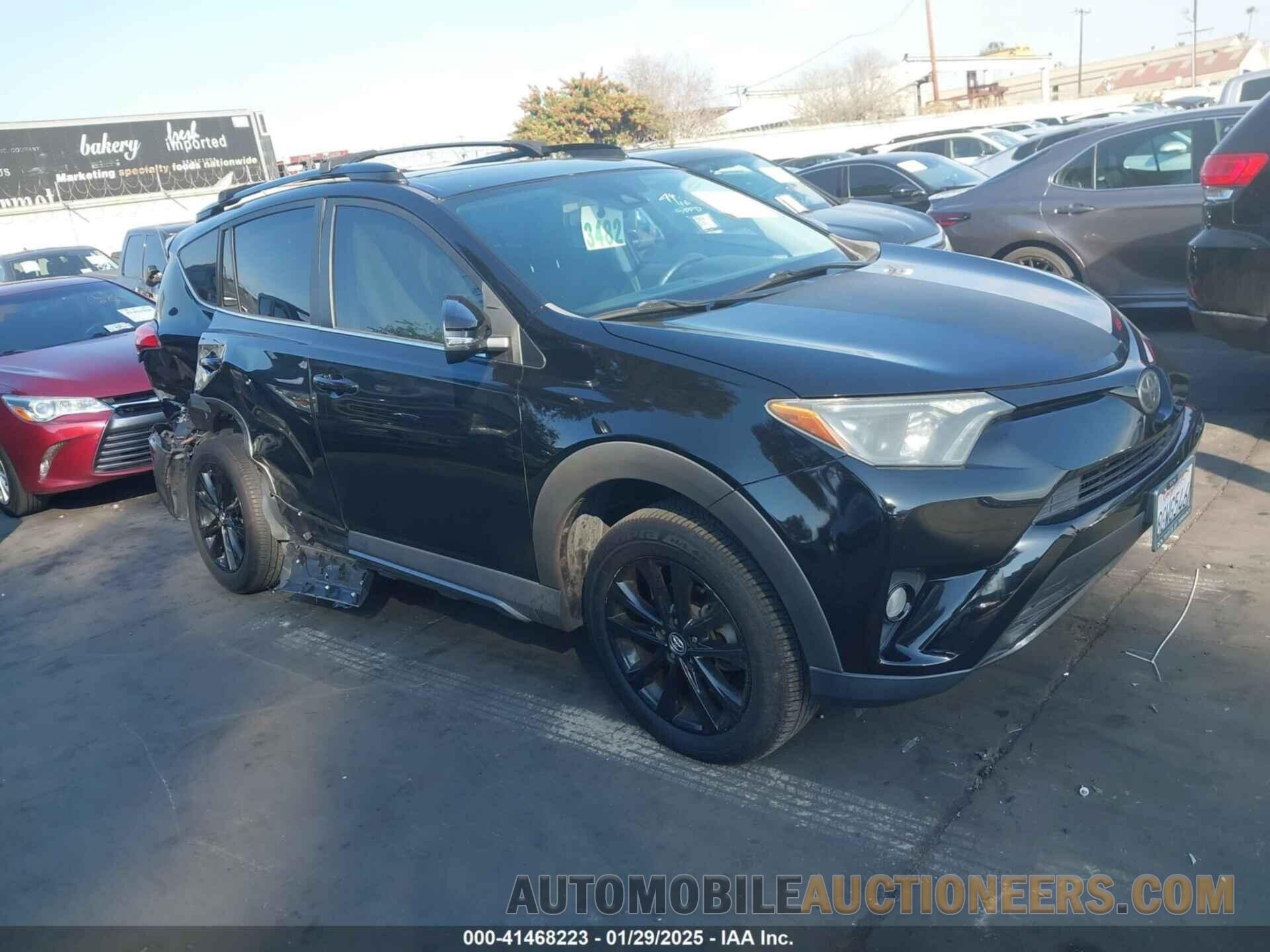 2T3RFREV0JW801121 TOYOTA RAV4 2018