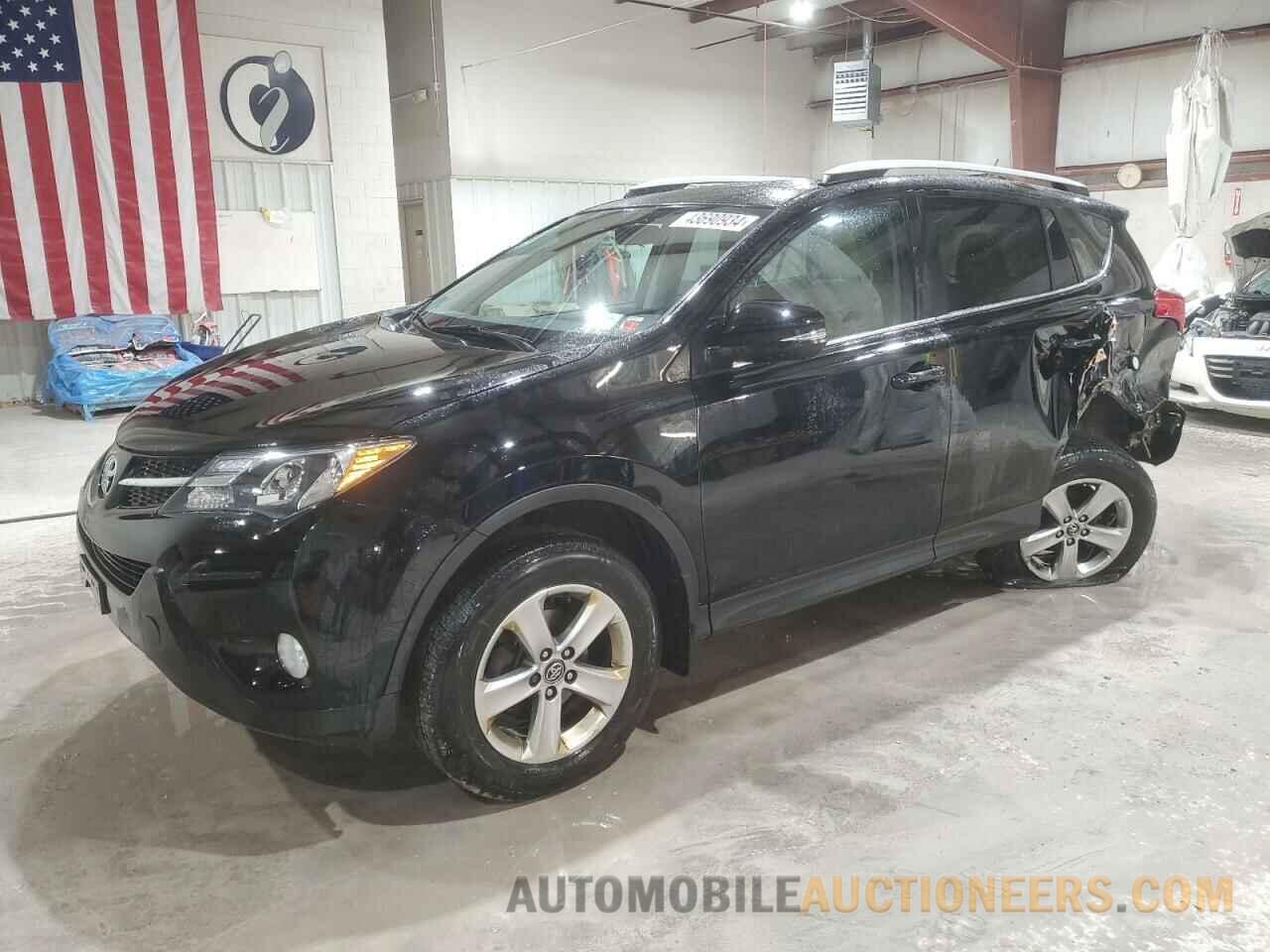 2T3RFREV1FW245750 TOYOTA RAV4 2015