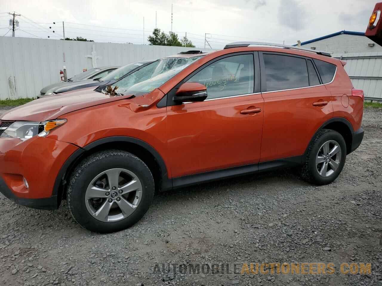 2T3RFREV1FW251807 TOYOTA RAV4 2015