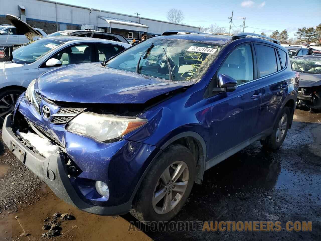 2T3RFREV1FW272205 TOYOTA RAV4 2015