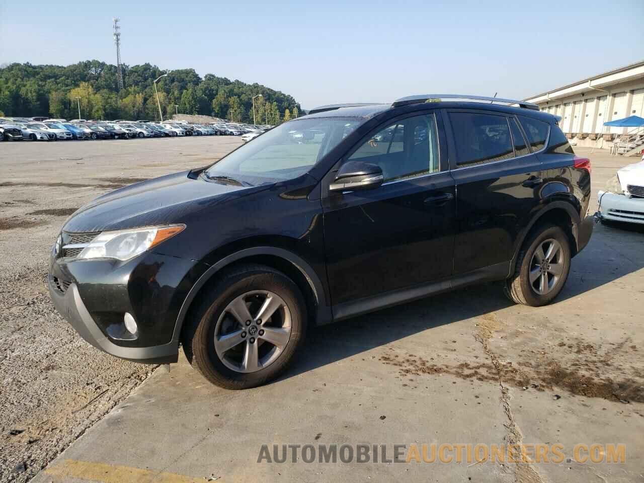 2T3RFREV1FW319216 TOYOTA RAV4 2015