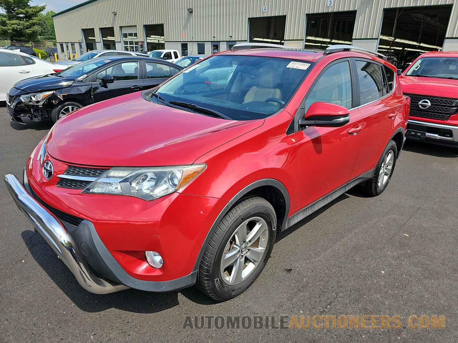 2T3RFREV1FW347162 Toyota RAV4 2015