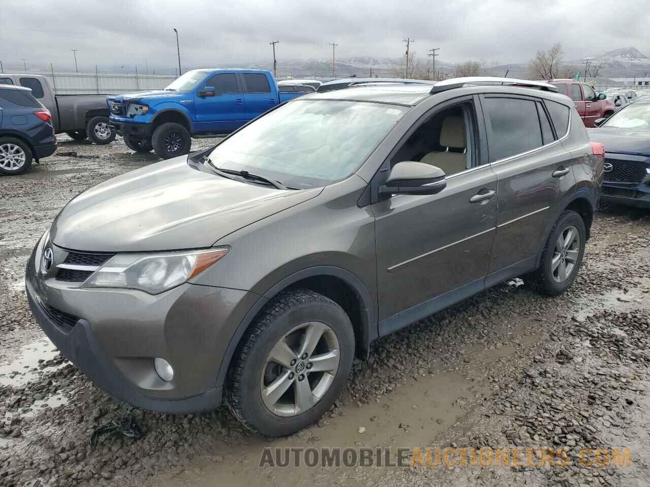 2T3RFREV1FW394918 TOYOTA RAV4 2015