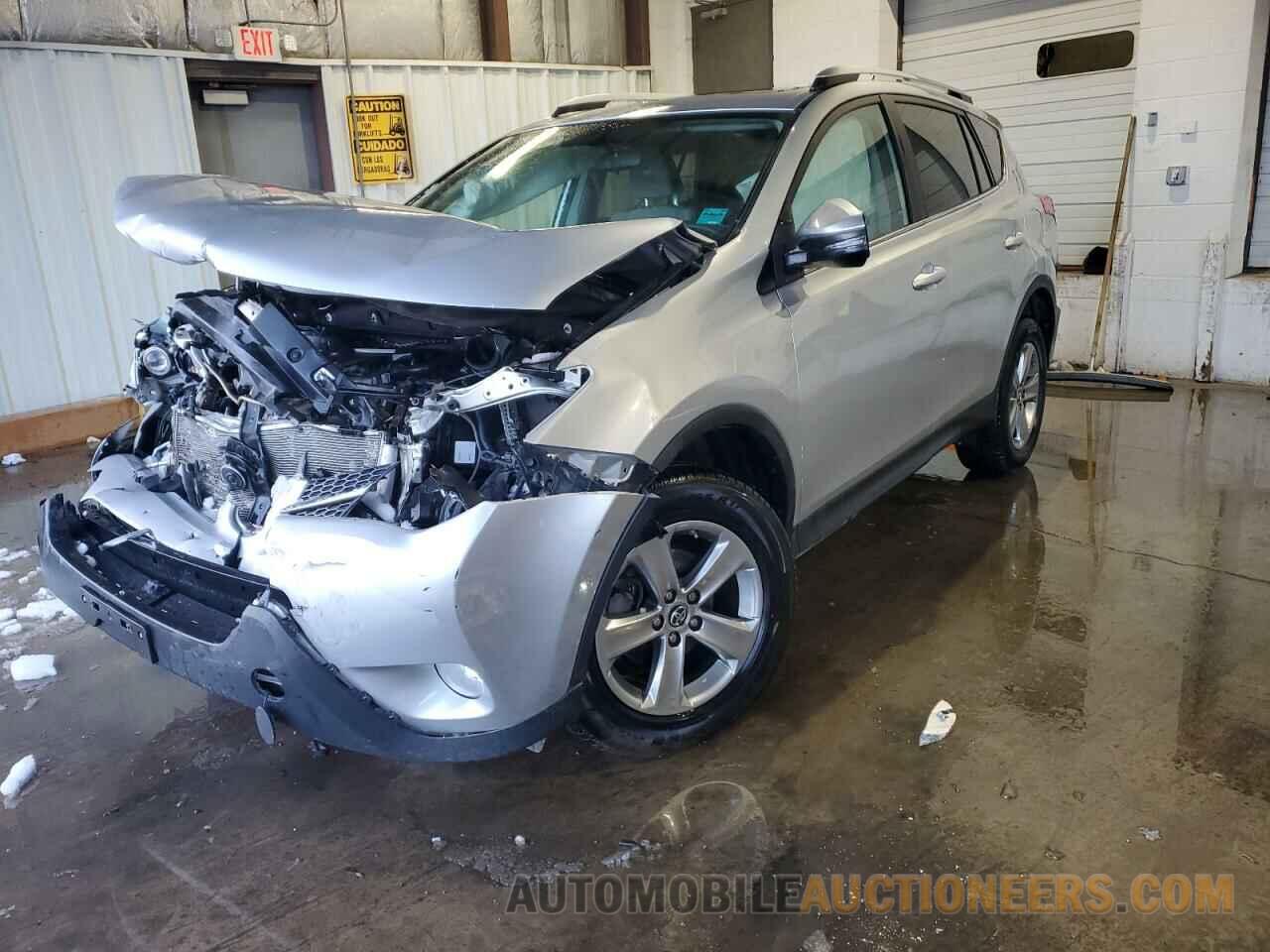 2T3RFREV1FW398077 TOYOTA RAV4 2015