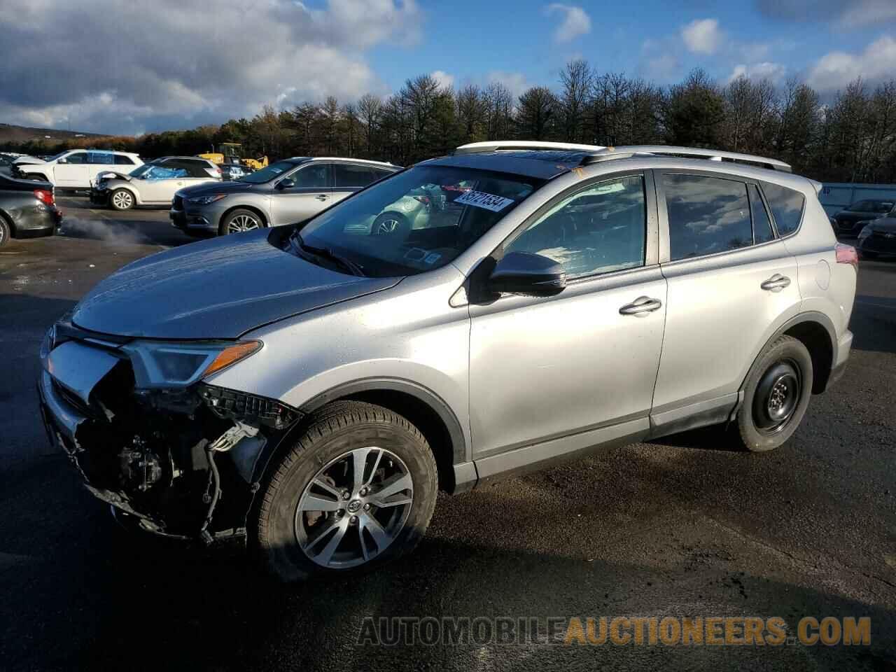 2T3RFREV1GW487505 TOYOTA RAV4 2016