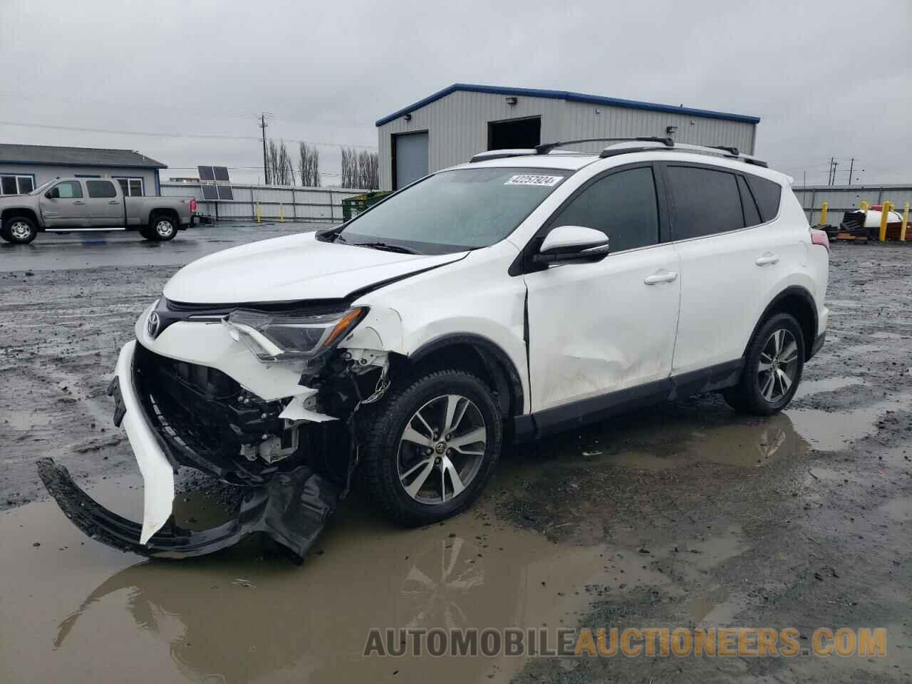 2T3RFREV1GW528926 TOYOTA RAV4 2016