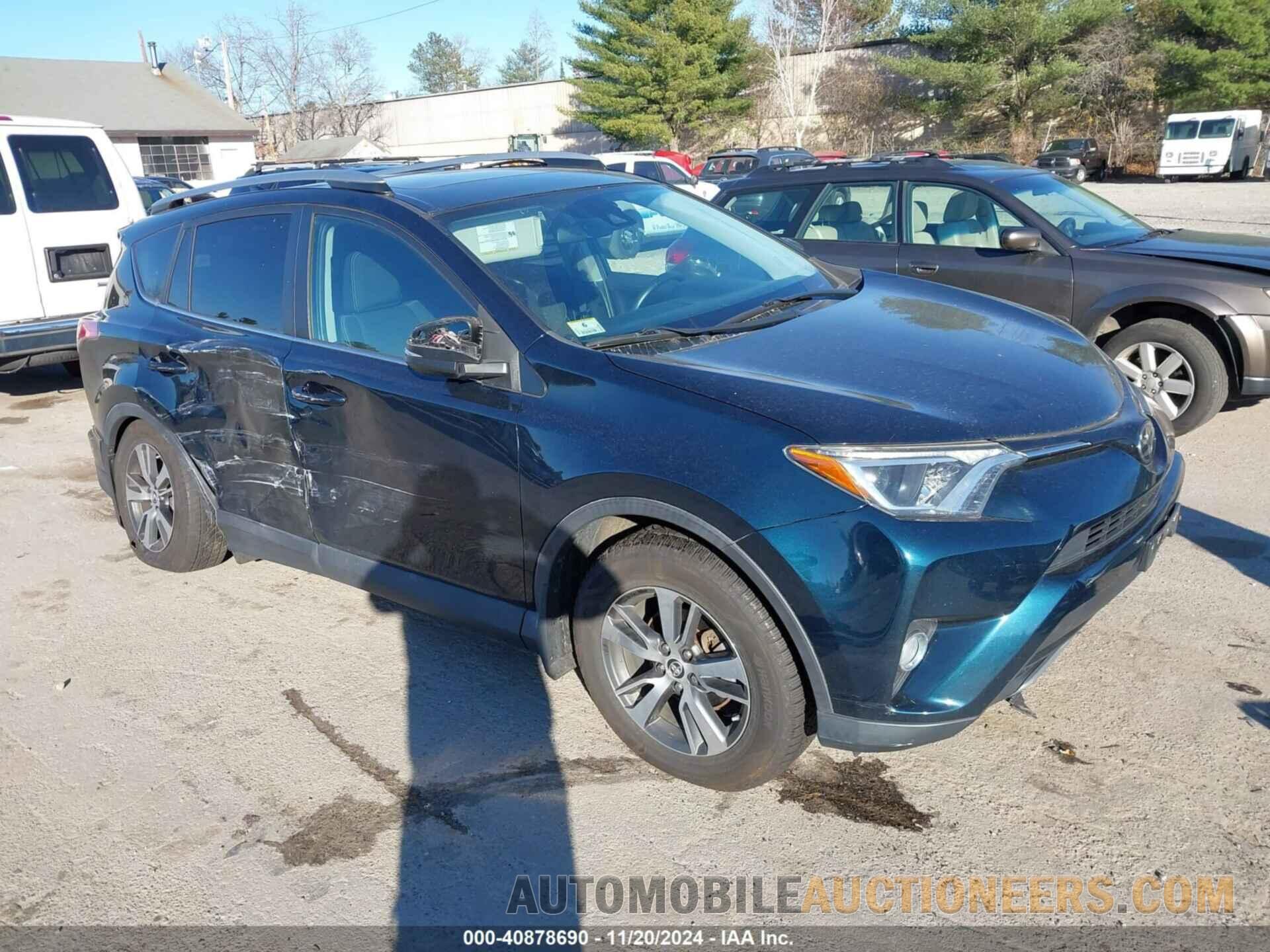 2T3RFREV1HW556095 TOYOTA RAV4 2017