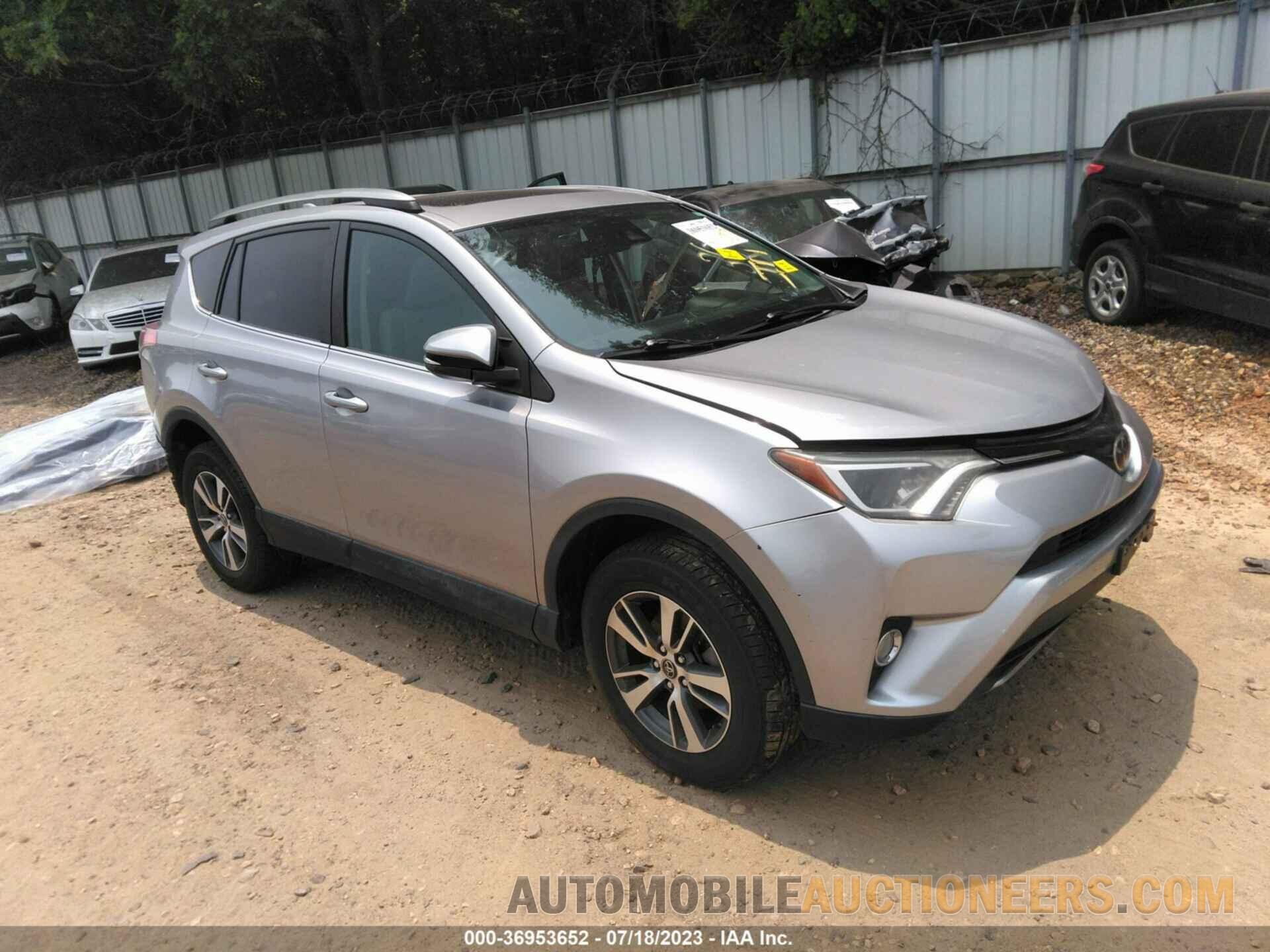 2T3RFREV1HW566108 TOYOTA RAV4 2017