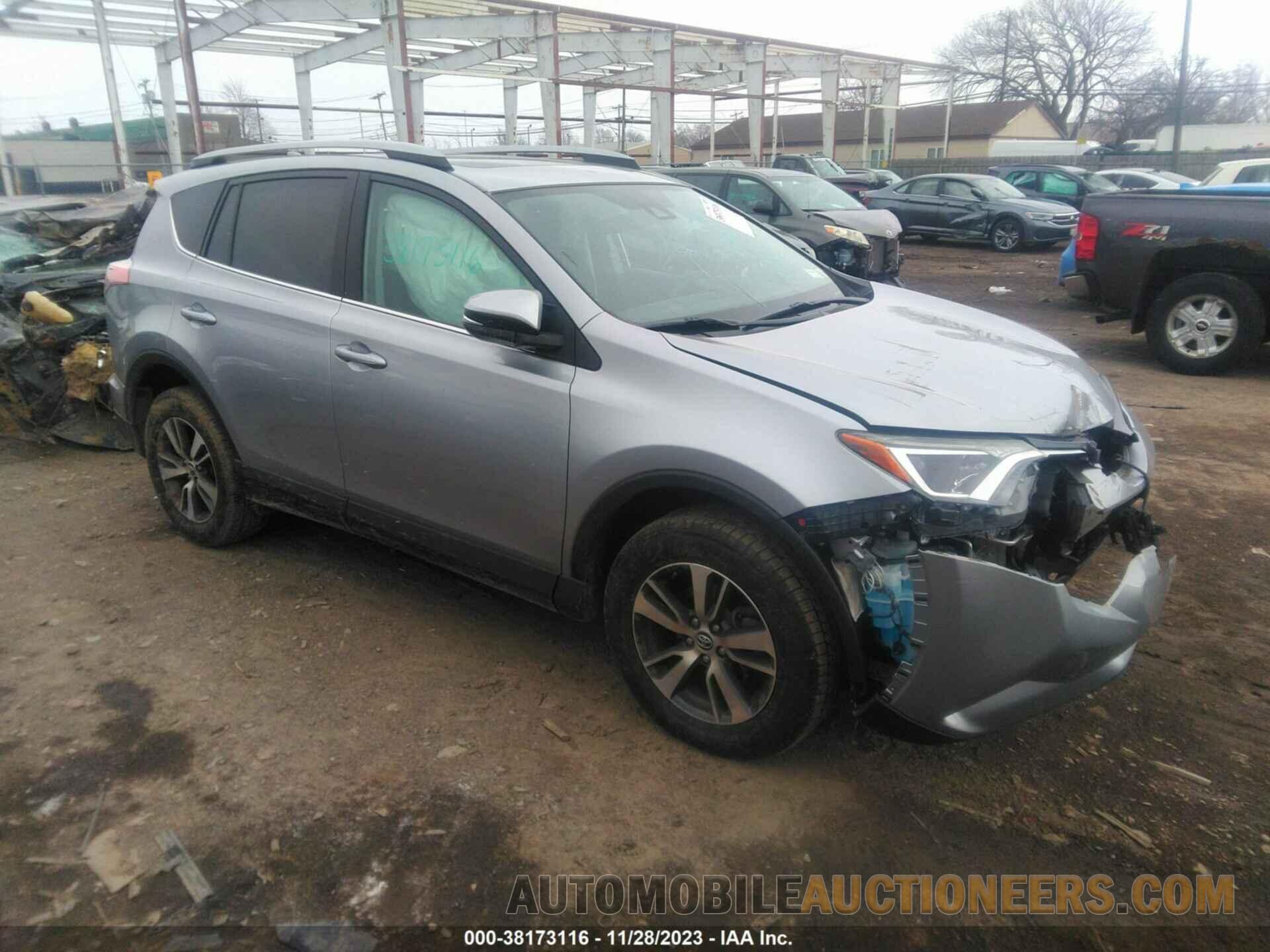 2T3RFREV1HW566965 TOYOTA RAV4 2017