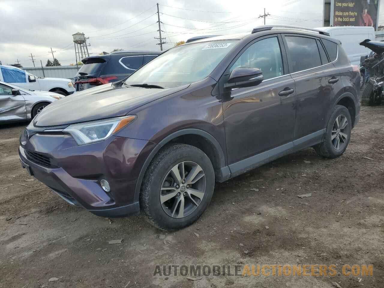 2T3RFREV1HW611290 TOYOTA RAV4 2017