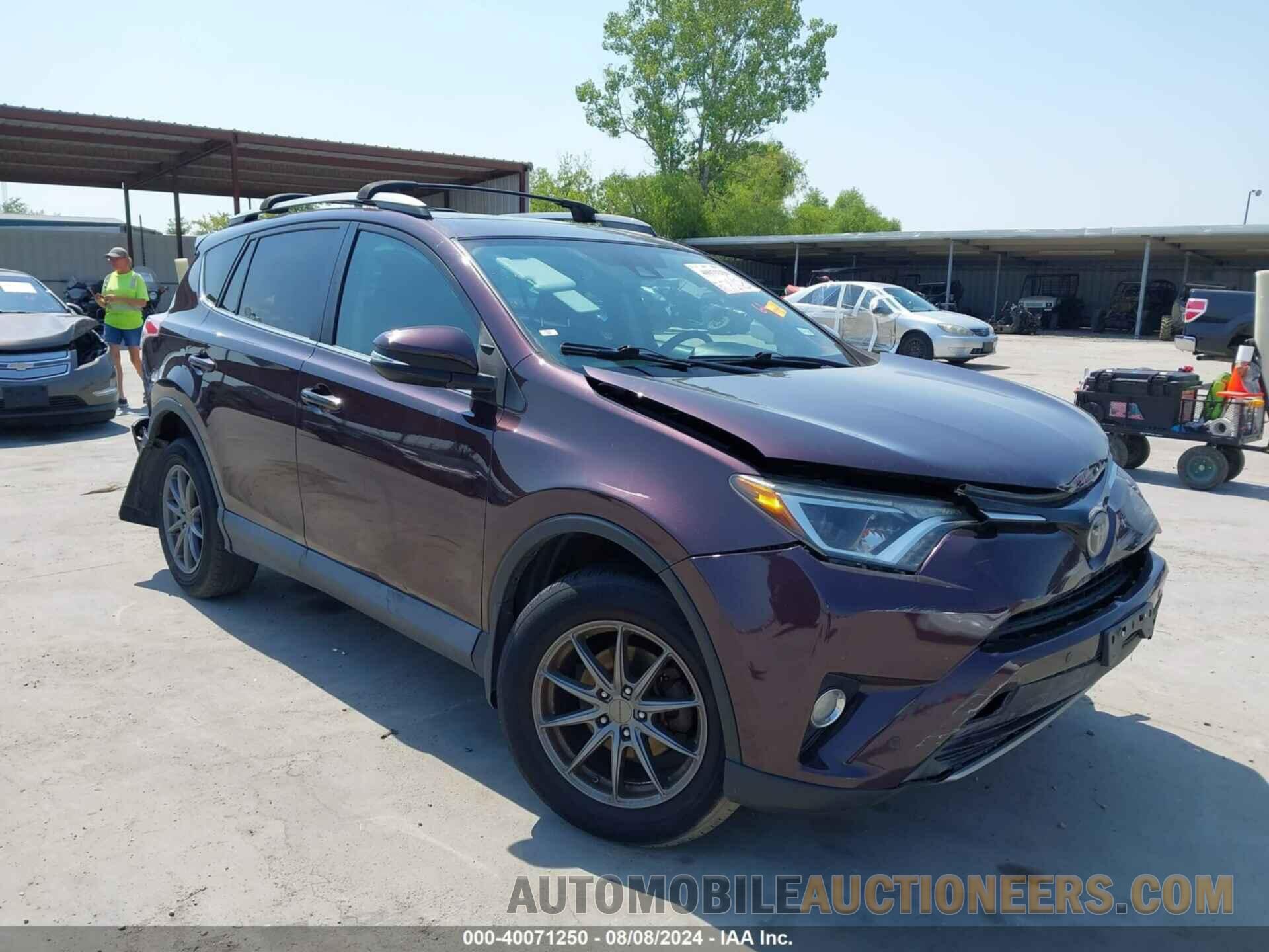 2T3RFREV1HW632835 TOYOTA RAV4 2017