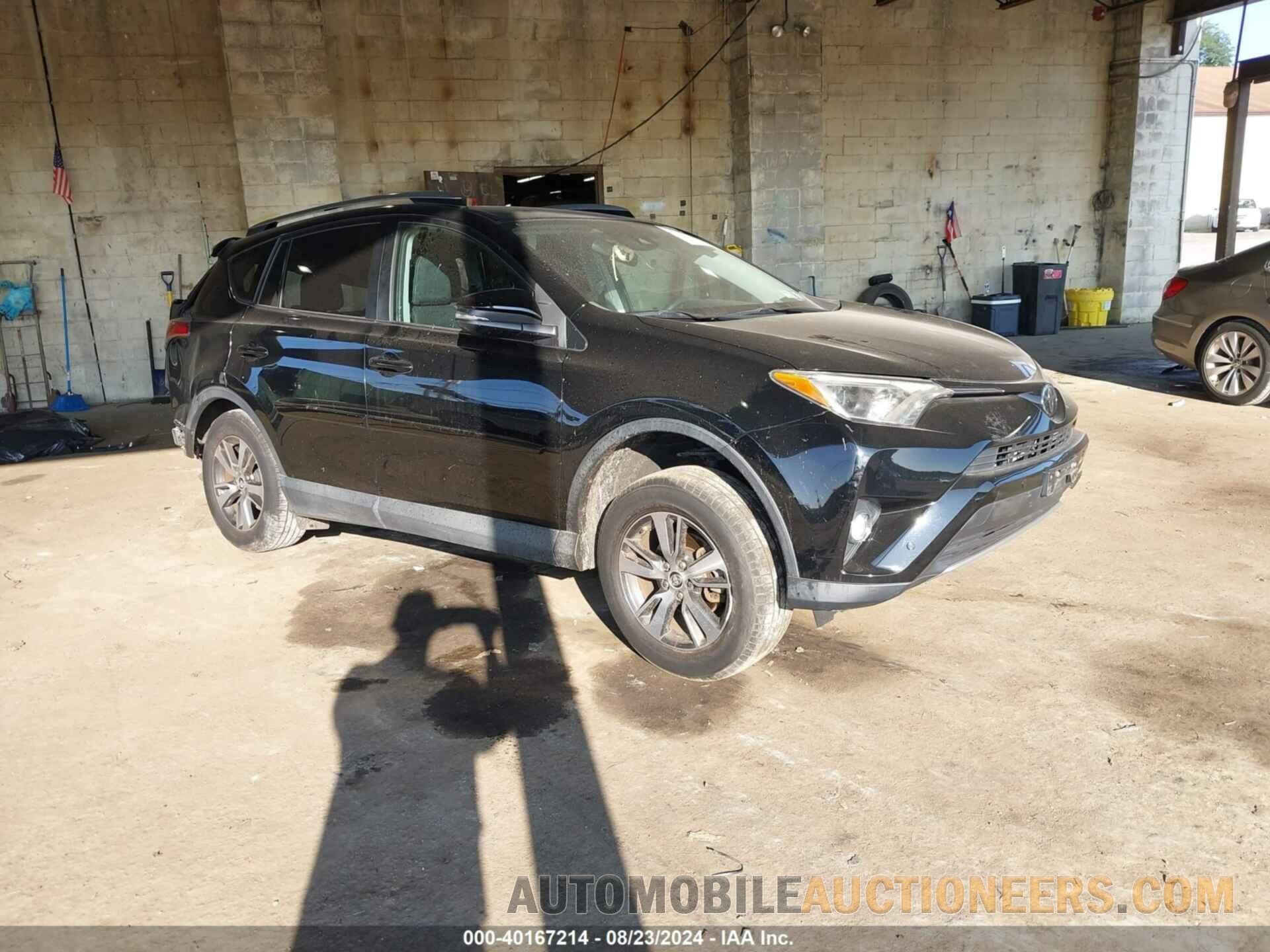 2T3RFREV1HW641826 TOYOTA RAV4 2017