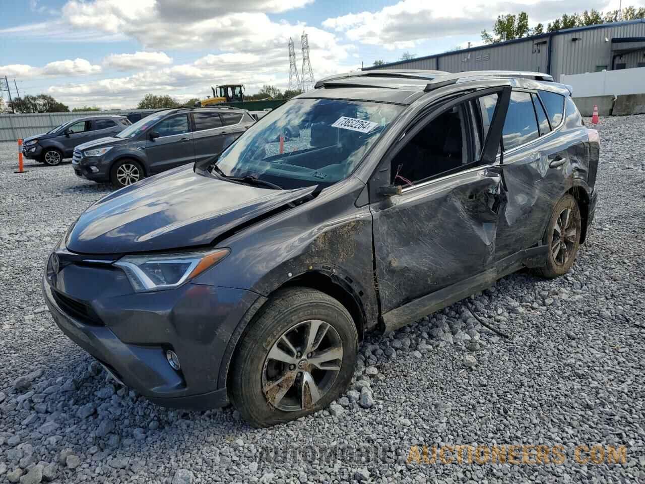 2T3RFREV1HW666287 TOYOTA RAV4 2017