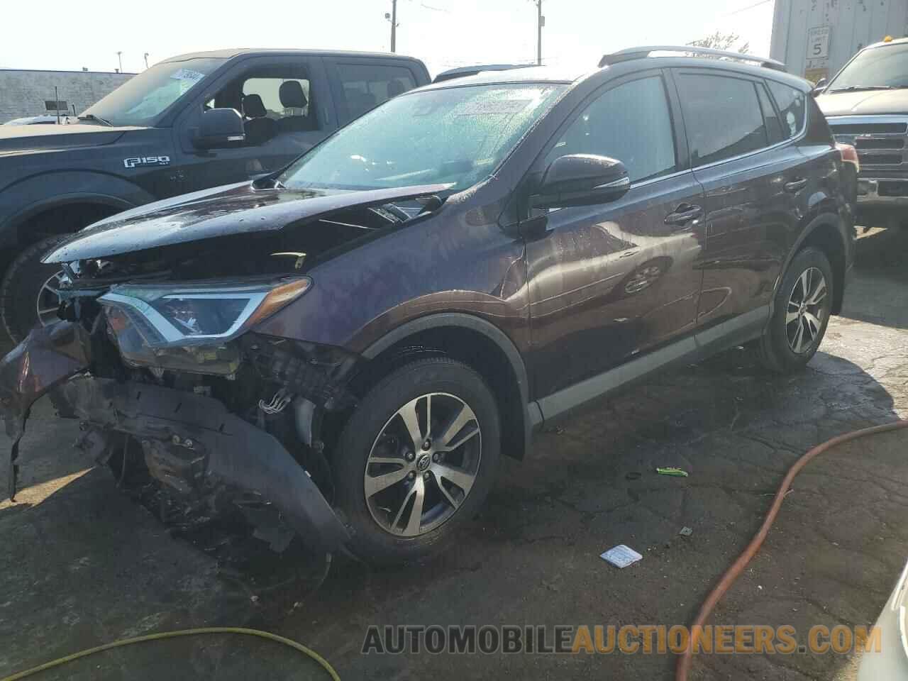 2T3RFREV1HW674583 TOYOTA RAV4 2017