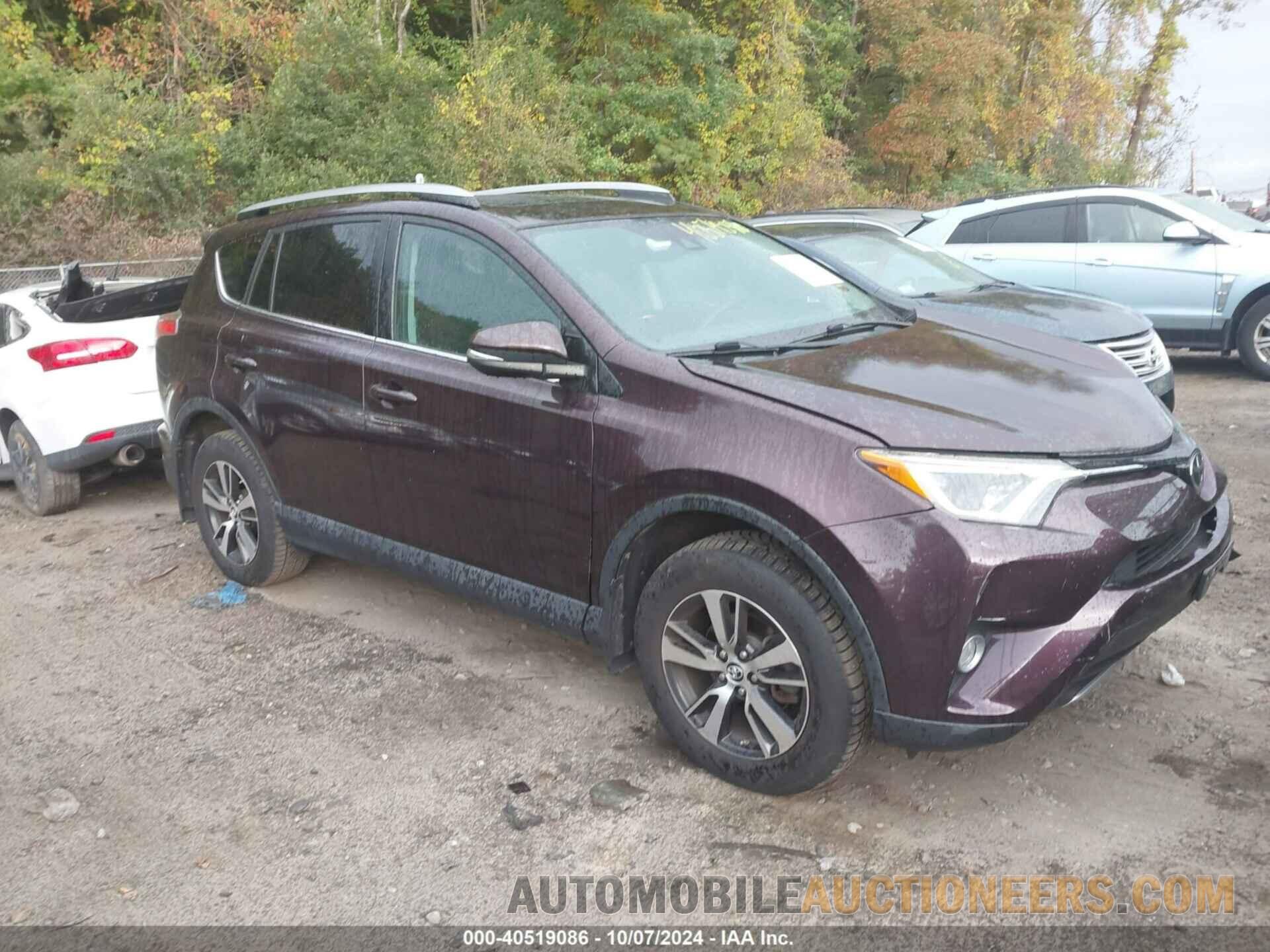 2T3RFREV1HW691643 TOYOTA RAV4 2017