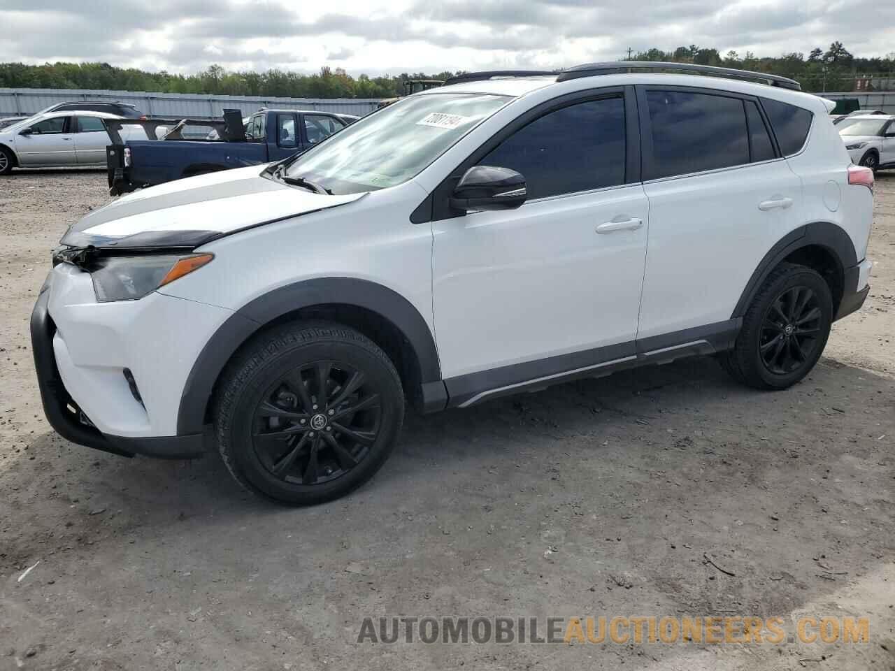 2T3RFREV1JW711217 TOYOTA RAV4 2018