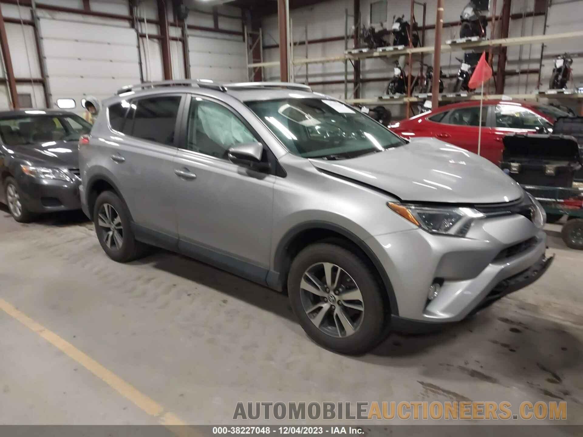 2T3RFREV1JW715221 TOYOTA RAV4 2018